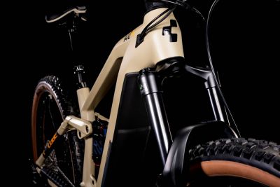 Cube Stereo Hybrid 140 HPC RACE 625